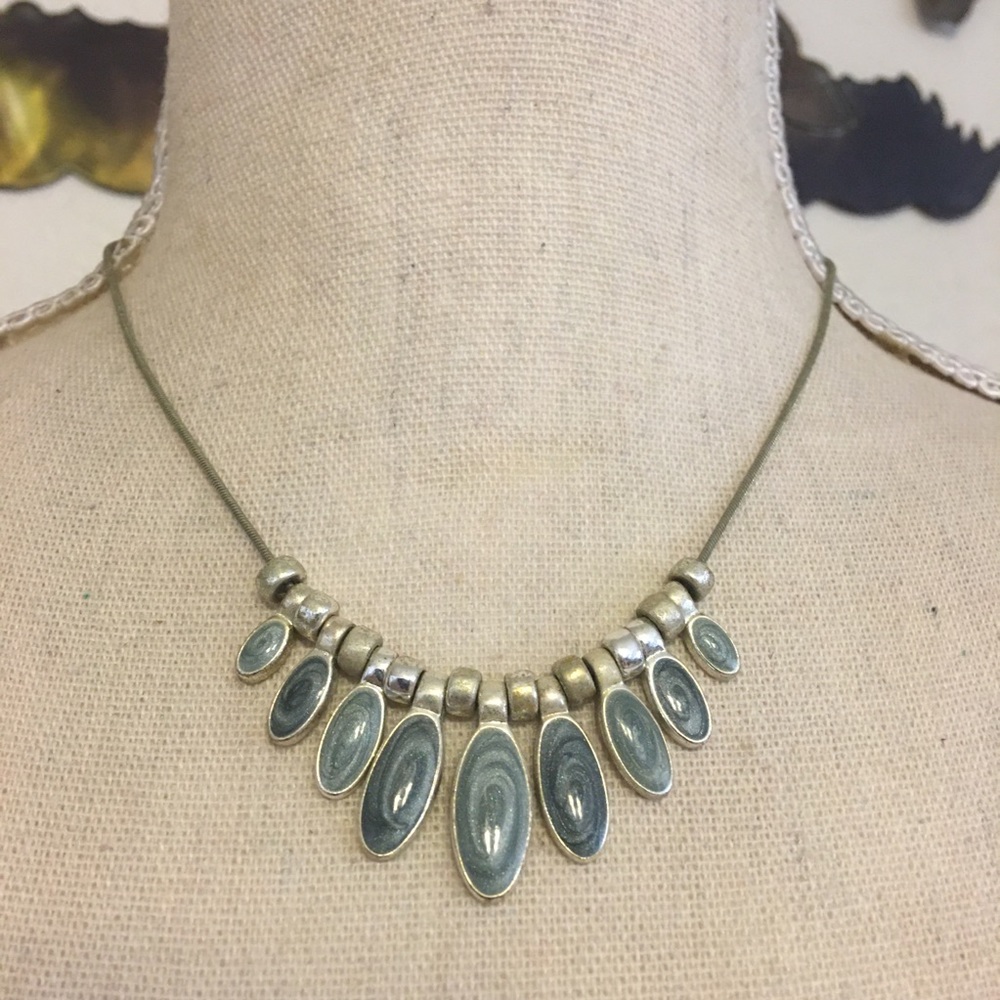 Swirl enamel silver necklace earring set